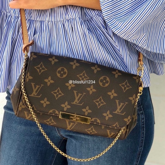 💜✨BEAUTIFUL✨💜 Crossbody - Picture 11 of 11